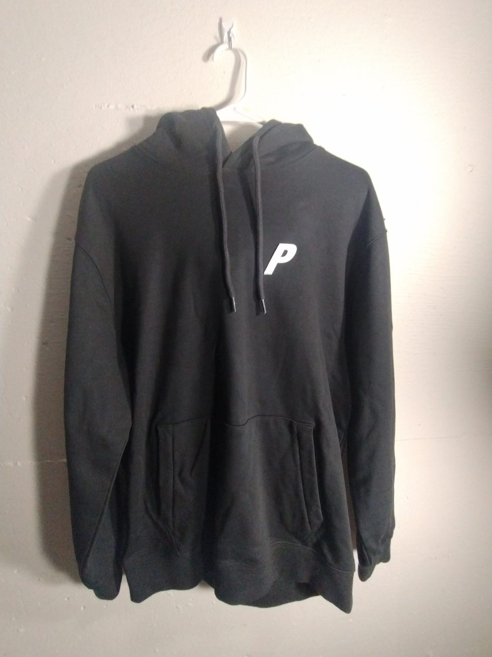 PALACE Black Hoodie with White 'P' Chest Logo